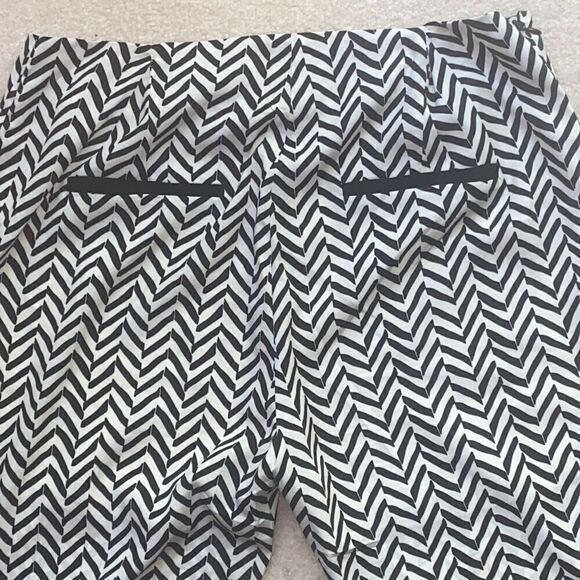 NWOT! Umgee Chevron Wide Leg Pants! - Picture 3 of 11